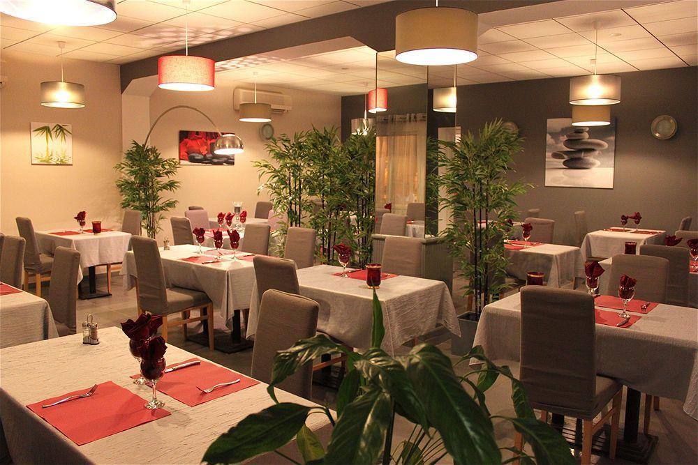 אלריה Hotel Restaurant L' Empereur מראה חיצוני תמונה